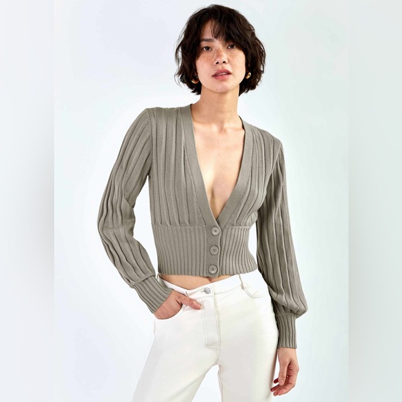 Aritzia Sweaters - Aritzia Wilfred Plunge Front Cardigan XS Wool Blend Gray Beige